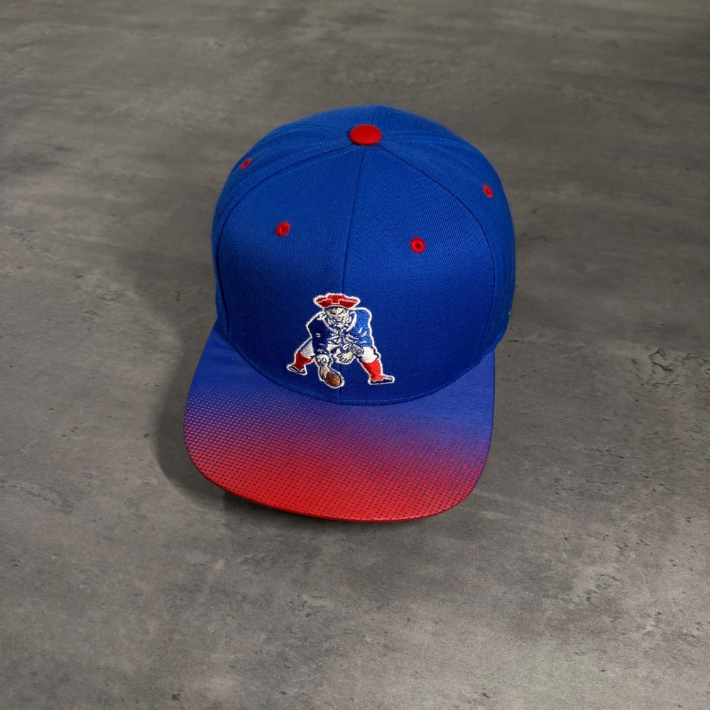 Mitchell & Ness New England Patriots Snapback Hat Blue Red NFL Vintage Gradient